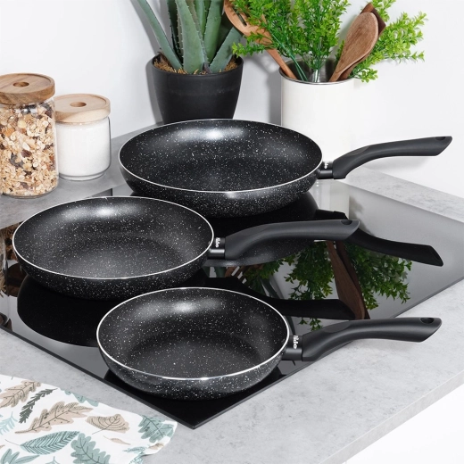 Univerzální pro všechny typy sporáků