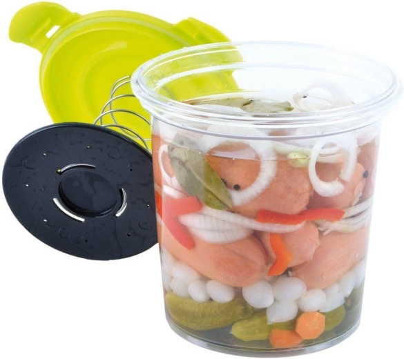 Pružinový přítlak pro dokonale ponořenou marinádu