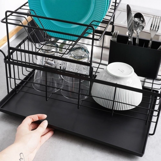 Vyjímatelná táca a košík na příbory