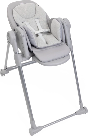 Roste s dítětem od narození až do 40 kg