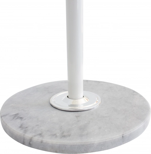 Stabilita díky mramorové základně