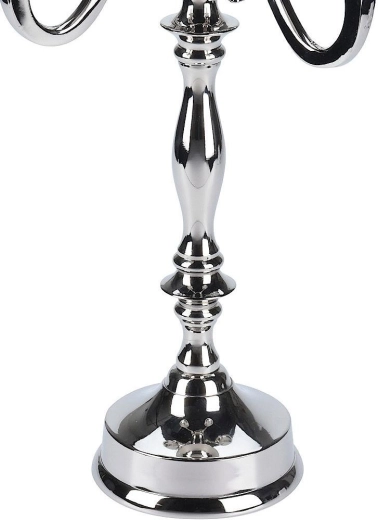 Stabilní základna a klasické detaily