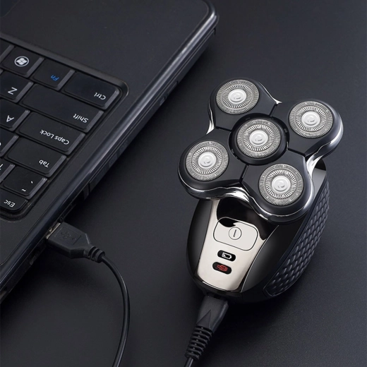 Praktické nabíjení přes USB