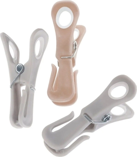 Pohodlné zavěšení ramínka