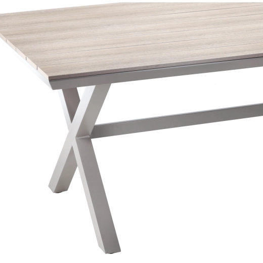 Lehký, ale pevný hliníkový rám