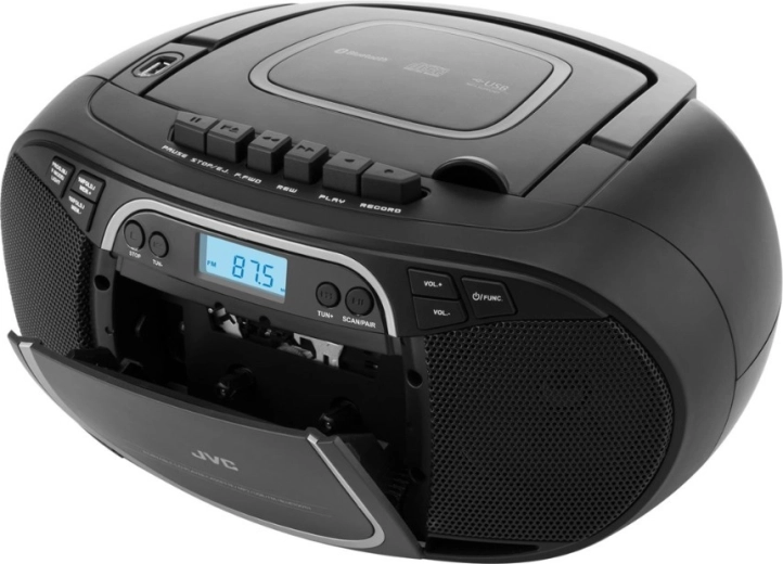 Kazetový magnetofon a FM rádio s pamětí
