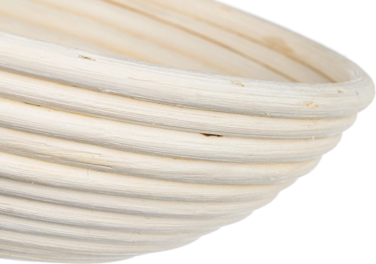 Přírodní ratan s prodyšnou strukturou