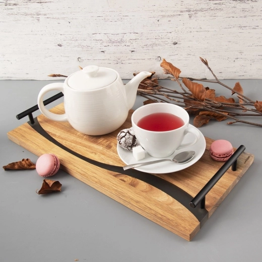 Přírodní akáciové dřevo s efektní „říční“ pryskyřicí