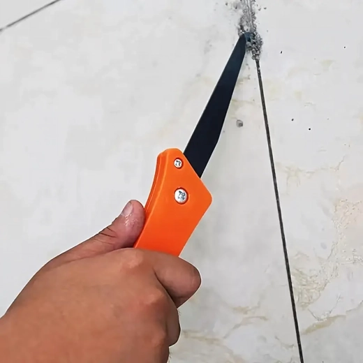 S úzkou háčkovou čepelí pro těžko dostupné spáry