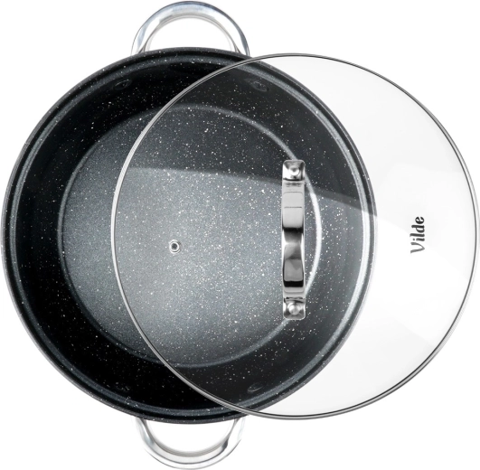 Nepřilnavý granitový vnitřek pro snadné vaření