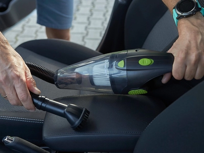 Nástavce a flexibilní hadice pro každý kout