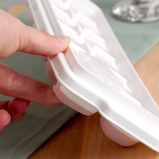 Snadné vyjmutí díky pružnému dnu