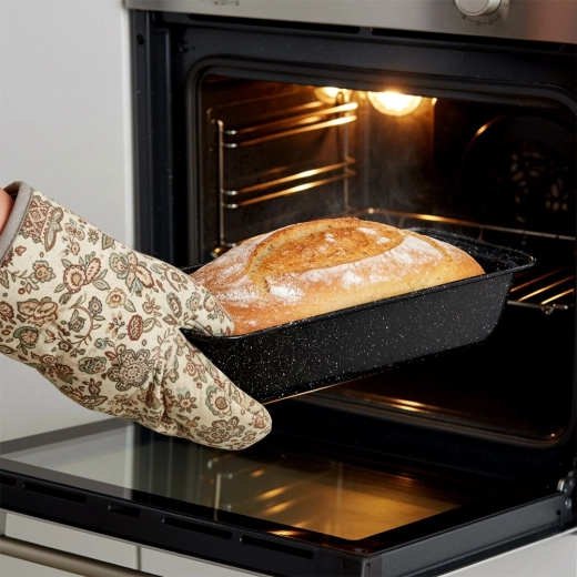 Rovnoměrné pečení do 230 °C