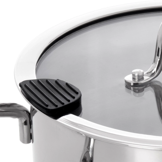 Rovnoměrné zahřívání díky vícevrstvému dnu