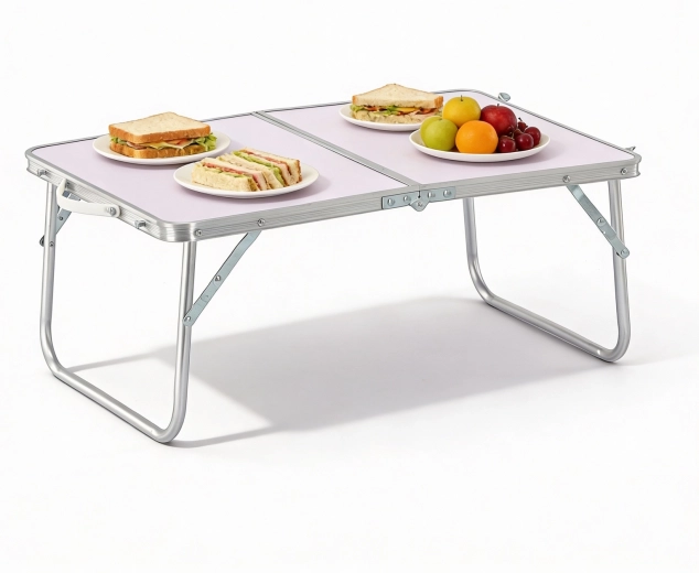 Lehký a kompaktní na cesty