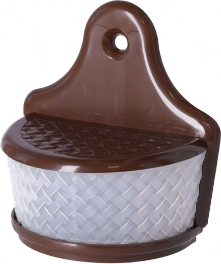 Zavěšení na zeď šetří místo