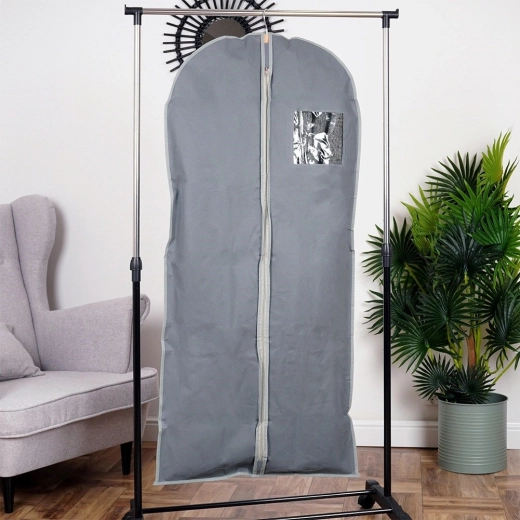 Spolehlivá ochrana oděvů doma i na cestách