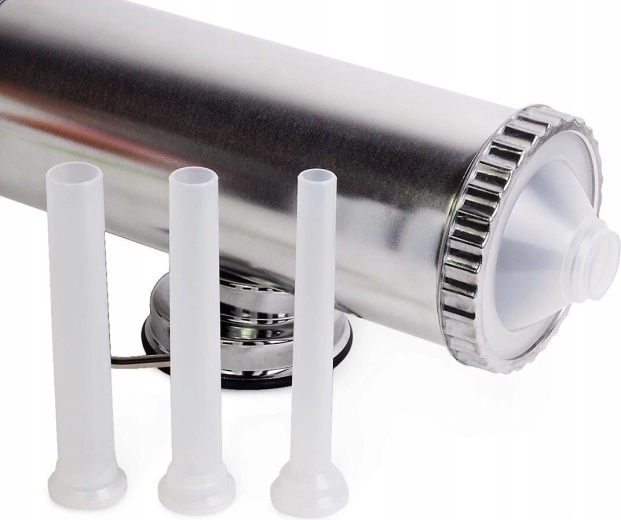 Tři nástavce pro různé typy uzenin