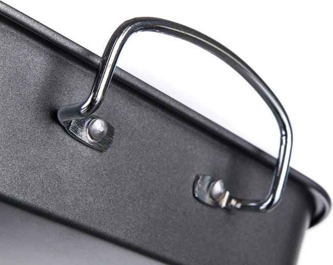 Bezpečné přenášení díky kovovým úchytům