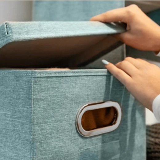 Odnímatelné víko pro čistotu a diskrétnost