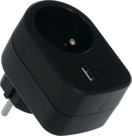 Celkový USB výstup až 2,4 A