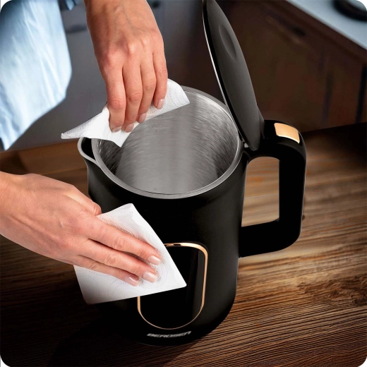 Snadné čištění a hygienické nerezové vnitřní provedení