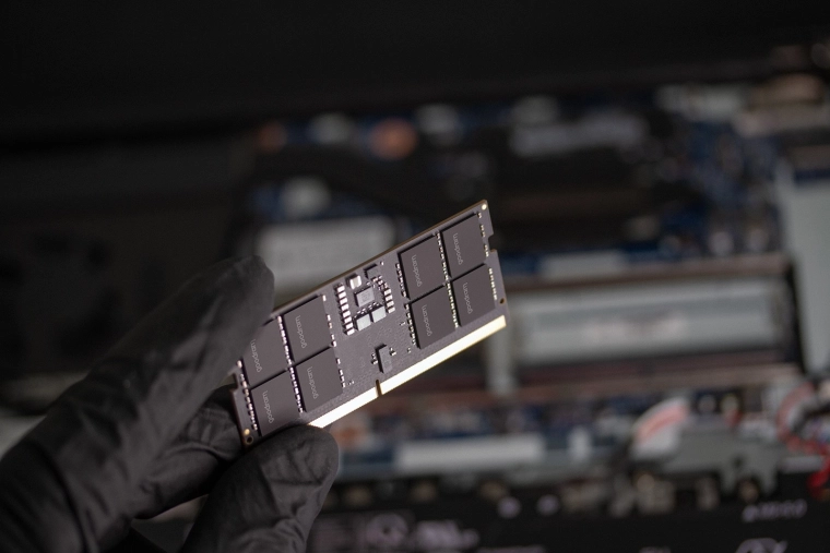 Okamžité zrychlení systému