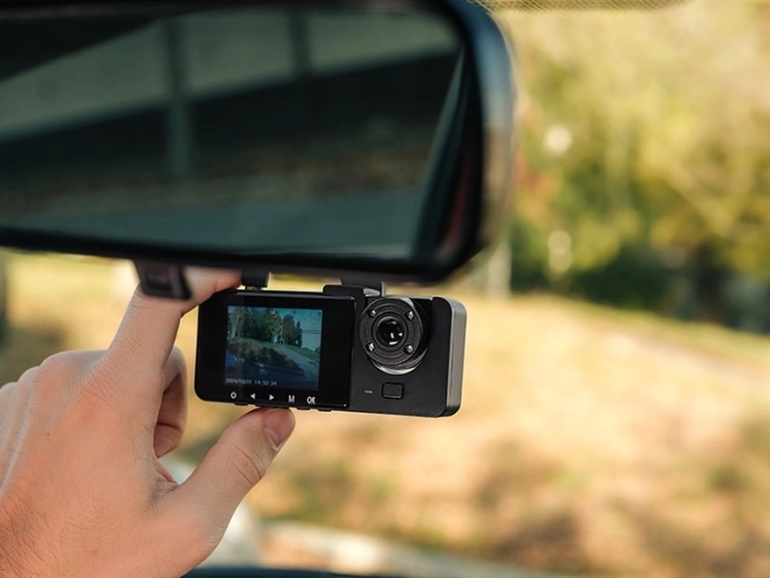 3" IPS displej pro snadné ovládání