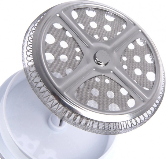 Čistý nápoj díky jemnému sítku