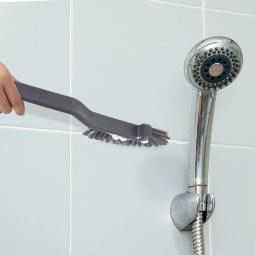 Precizní čištění spár a koutů