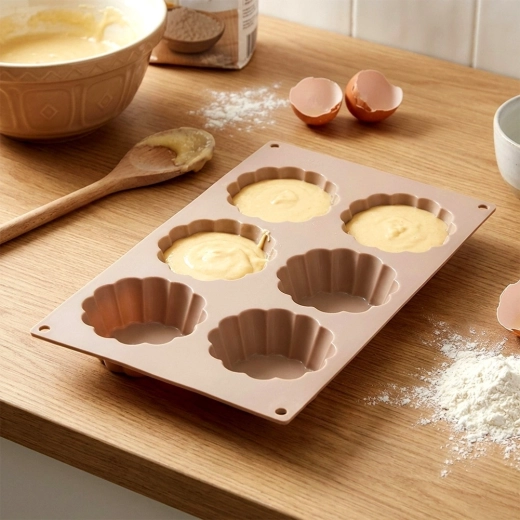 Snadné vyjímání díky pružnému silikonu