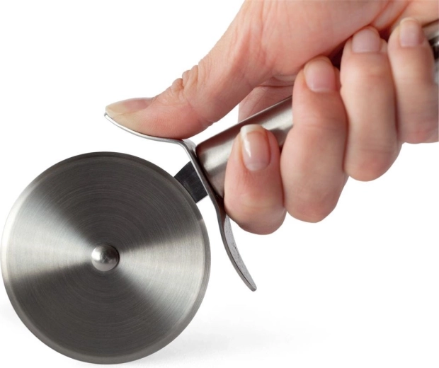 Ergonomická rukojeť a bezpečný chránič prstů