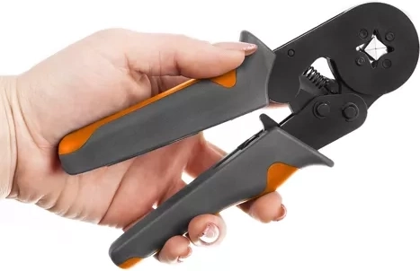 Ergonomické rukojeti pro pohodlnou práci