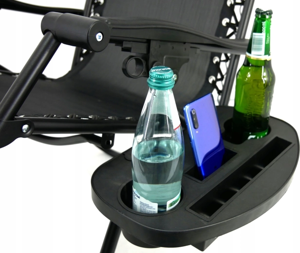 Postranní stolek pro nápoje a telefon