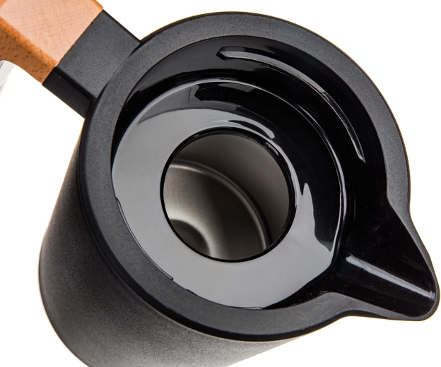 Vakuová izolace pro delší udržení teploty