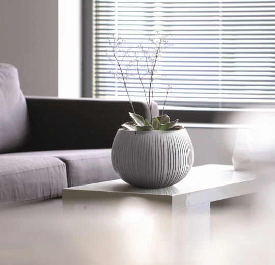 Moderní betonový vzhled se žebrováním