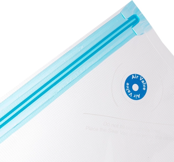 Dvojitý zip a ventil pro dokonalé vakuum