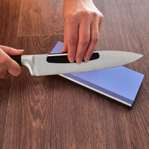 Přesný úhel díky vodítku 15–20°