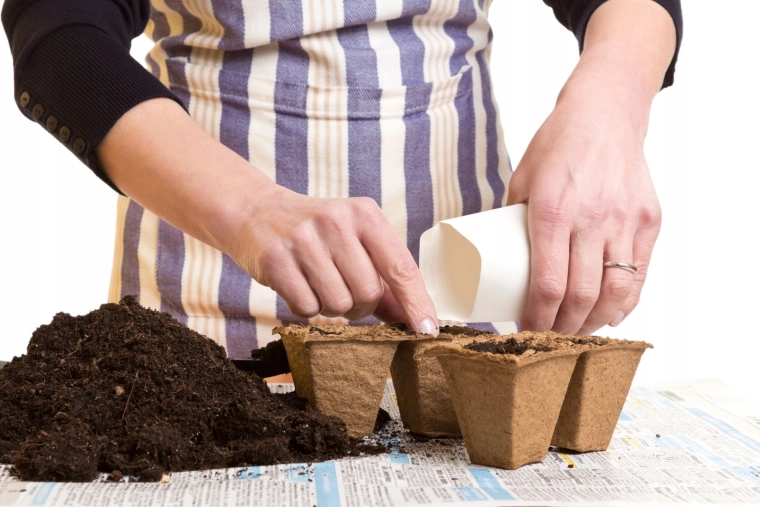 Snadné plnění a přesazení bez stresu