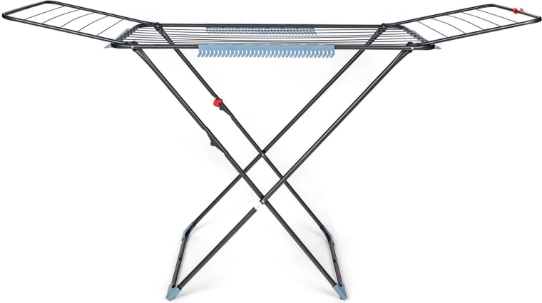 18 m sušicí plochy pro až 2 pračky