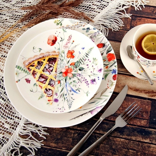 Praktický průměr 20,5 cm pro dezerty a svačiny