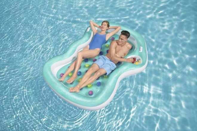 Pohodlí pro dva na extra široké ploše