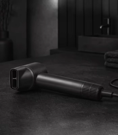 Ionizace pro hladké a lesklé vlasy