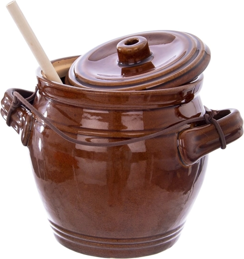 Keramika pro domácí pickles a servírování