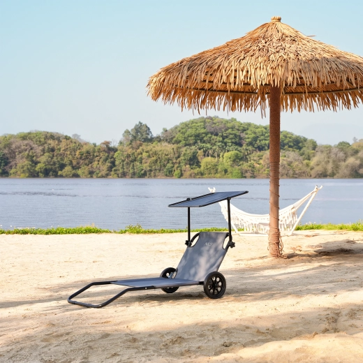 Nastavitelná stříška pro příjemný stín