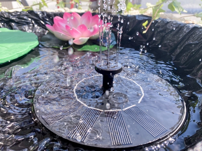 Kompaktní plovoucí design