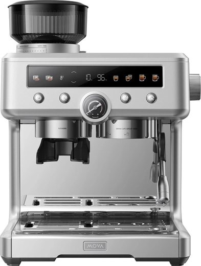 Dva bojlery a dvě čerpadla pro plynulou přípravu