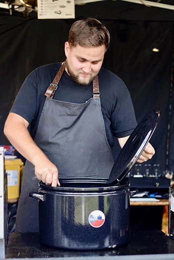 Velký objem pro hromadné vaření