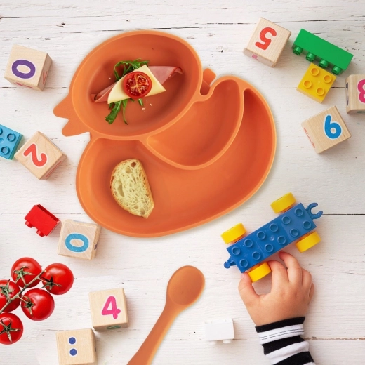 Tři oddělené přihrádky pro pestrou stravu