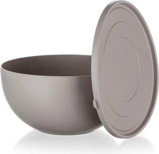 Praktický objem 4 l a průměr 24,7 cm